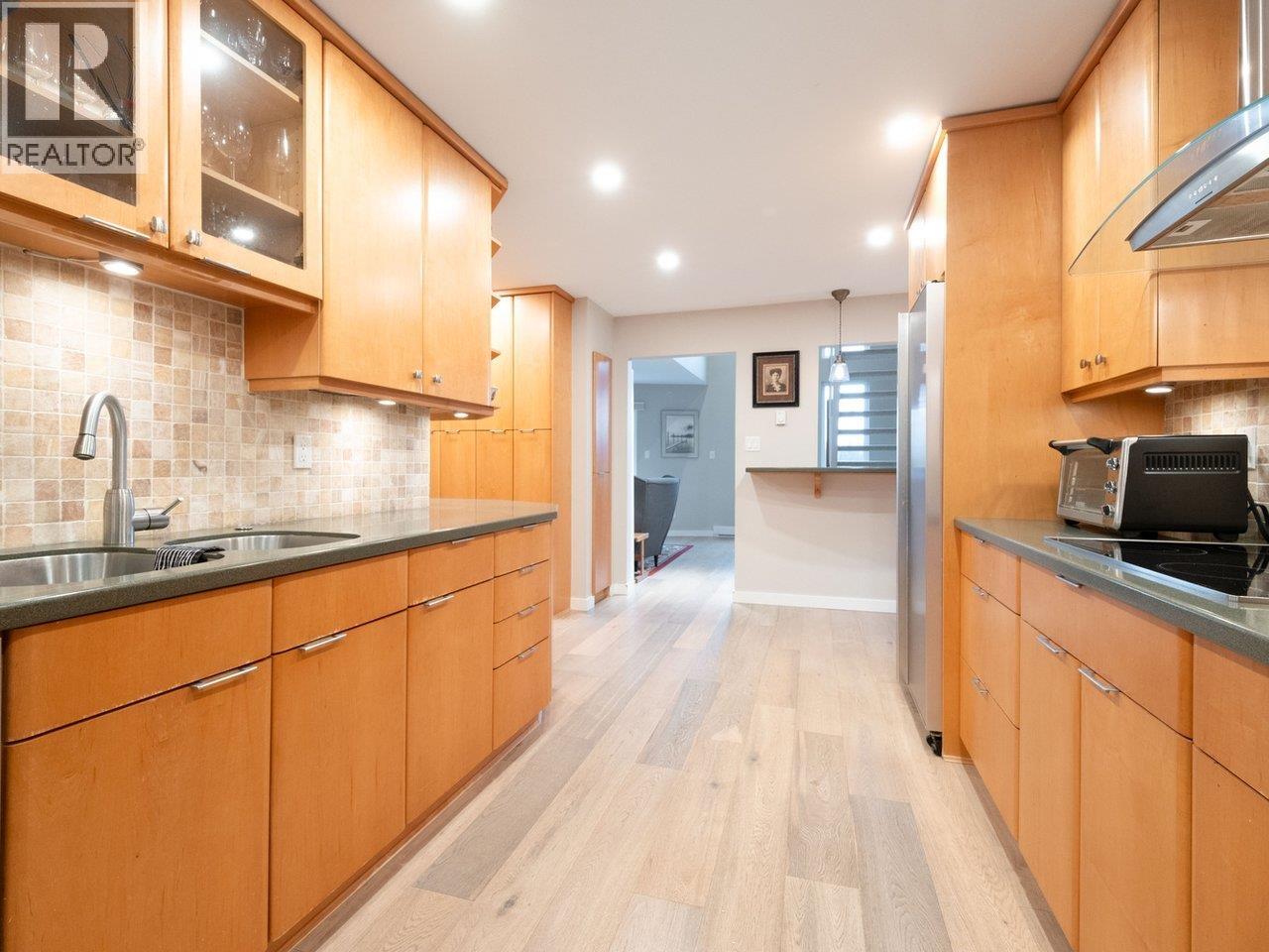 Lorem Ipsum Dolor S, North Vancouver, British Columbia  V7G  - Photo 10 - DEMO28936098
