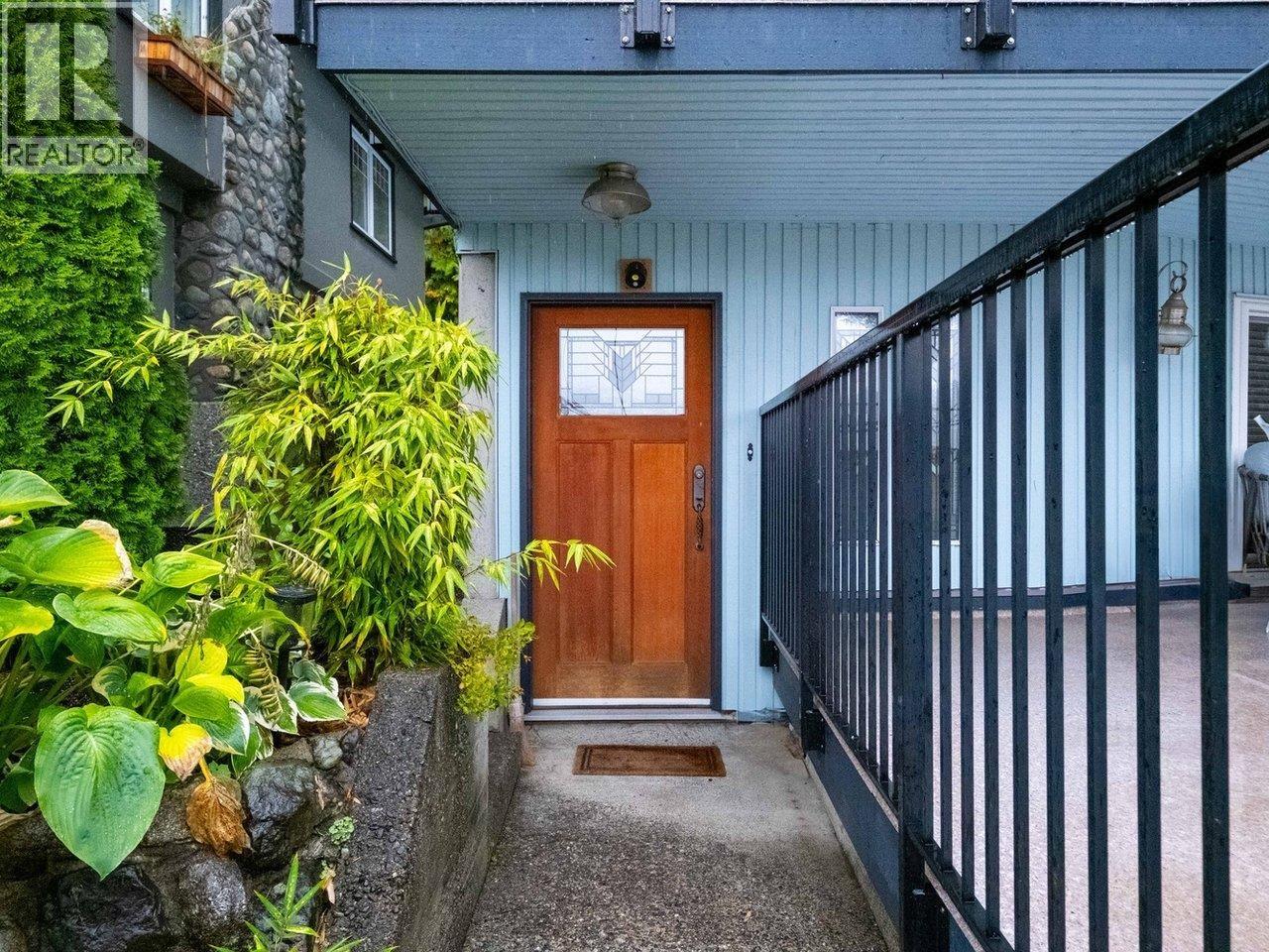 Lorem Ipsum Dolor S, North Vancouver, British Columbia  V7G  - Photo 2 - DEMO28936098