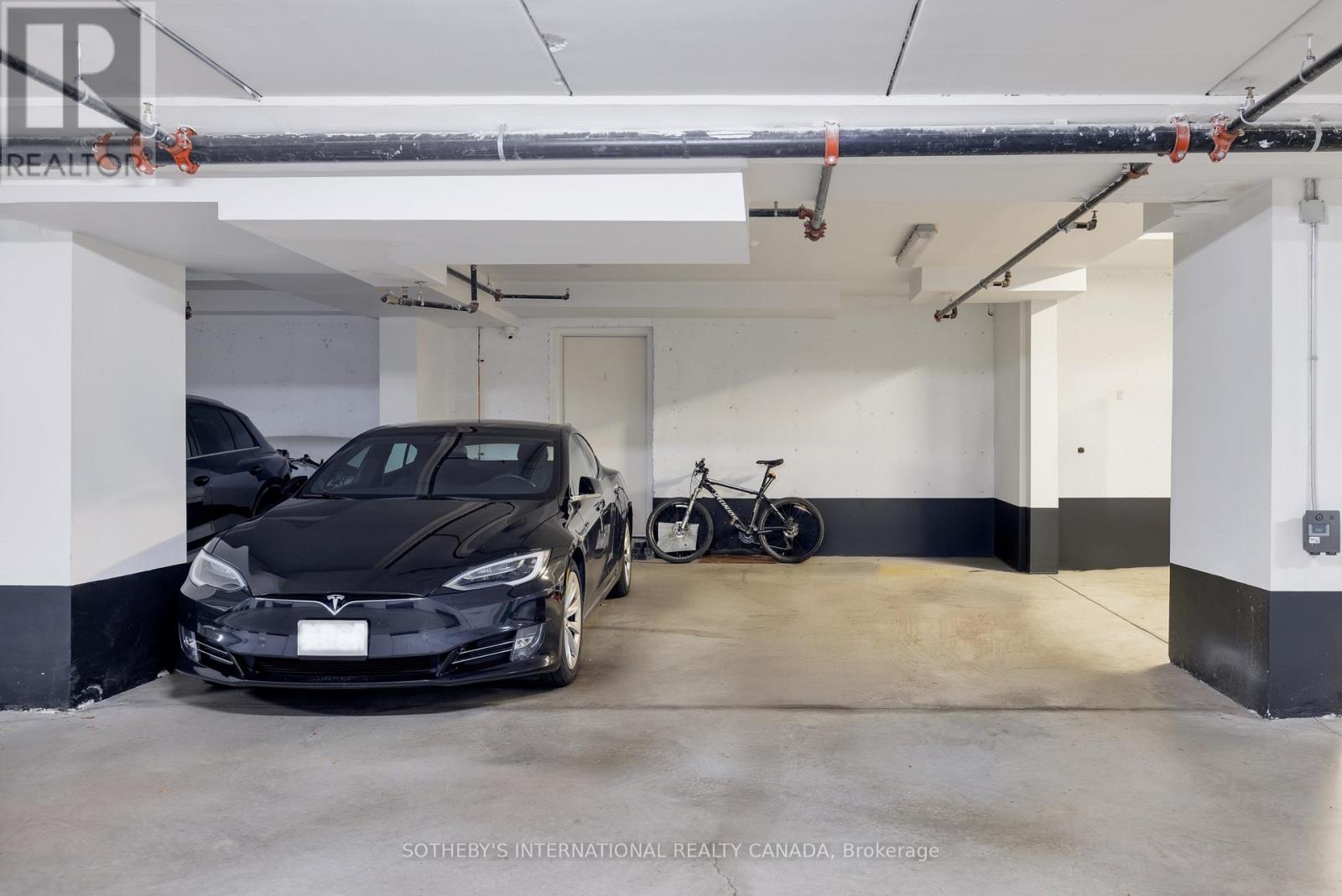 7 Thurloe Avenue, Toronto, Ontario  M4S 0B4 - Photo 10 - C12438699