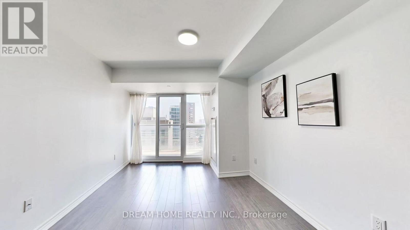 2105 - 386 Yonge Street, Toronto, Ontario  M5B 0A5 - Photo 6 - C12245311