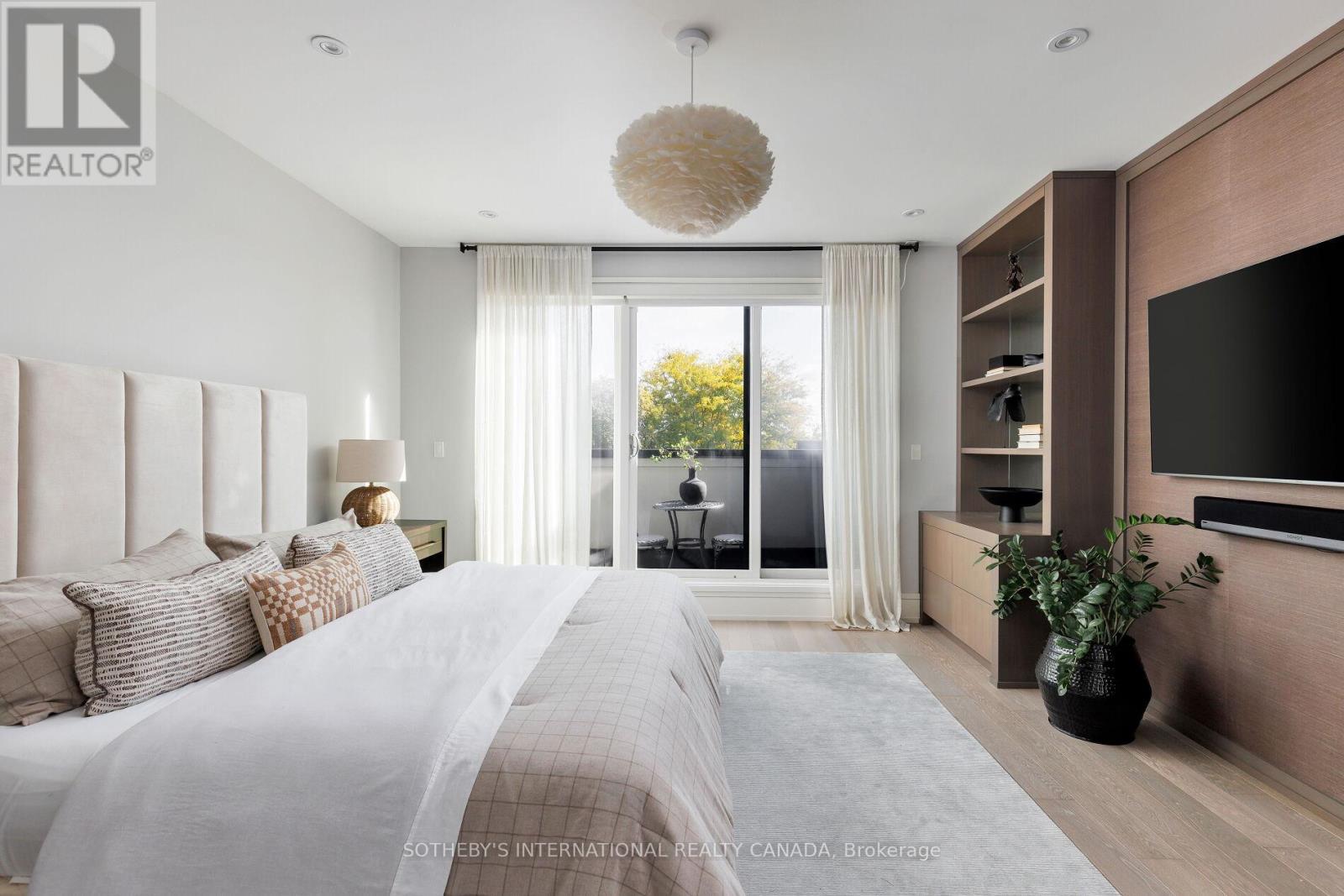 7 Thurloe Avenue, Toronto, Ontario  M4S 0B4 - Photo 8 - C12438699