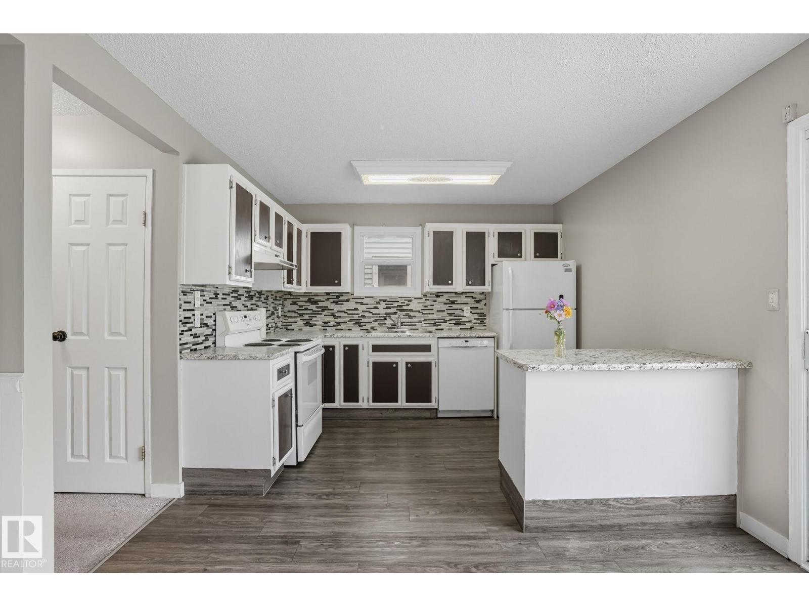 142 Kiniski Cr Nw Nw, Edmonton, Alberta  T6L 5A9 - Photo 8 - E4460333