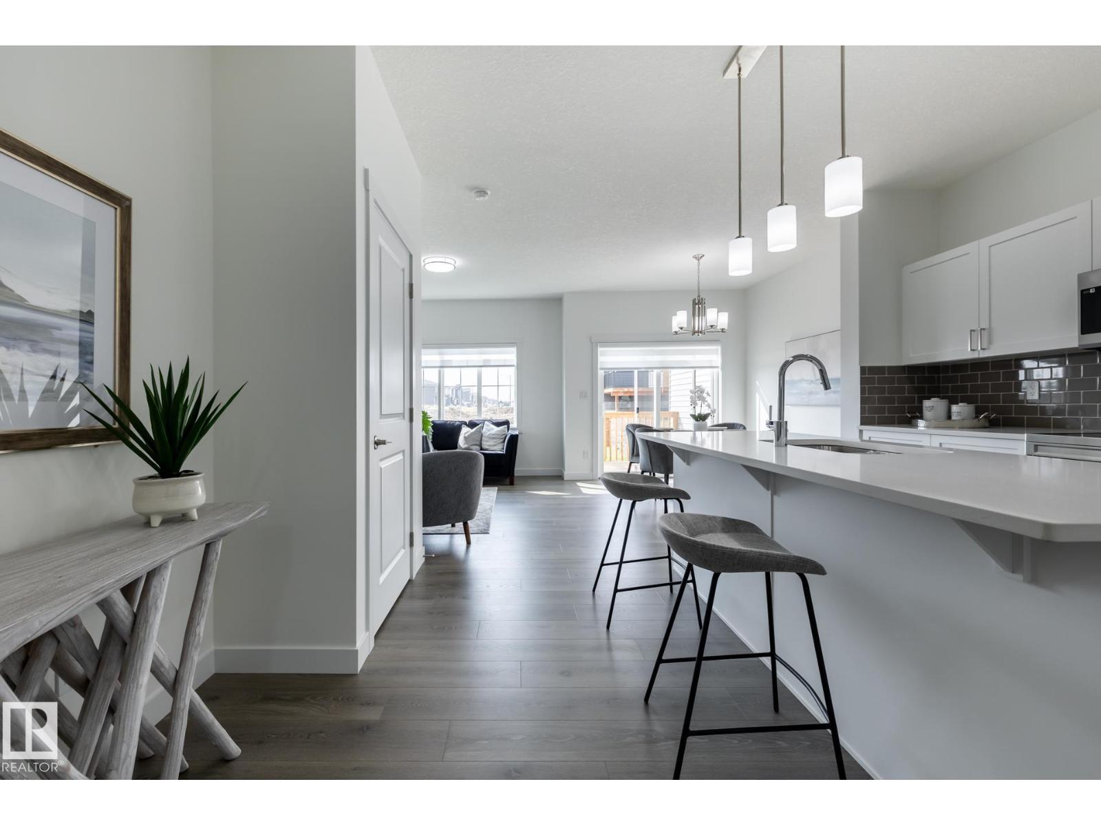 19006 29 Av Nw, Edmonton, Alberta  T6X 3H9 - Photo 4 - E4460334
