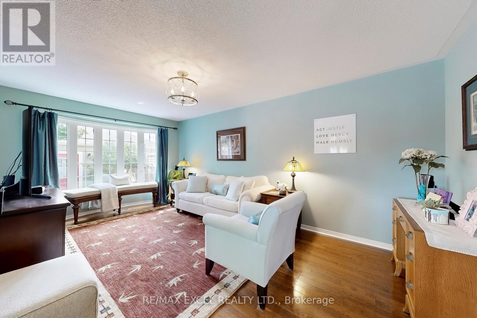 44 Black Creek Drive, Markham, Ontario  L6B 1K1 - Photo 5 - N12438984