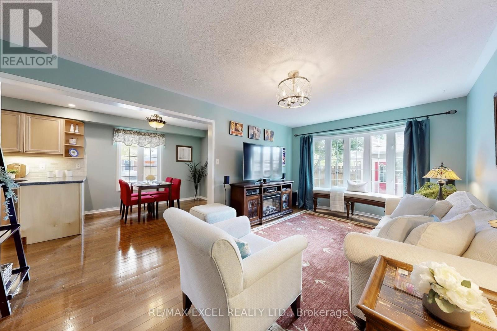 44 Black Creek Drive, Markham, Ontario  L6B 1K1 - Photo 6 - N12438984