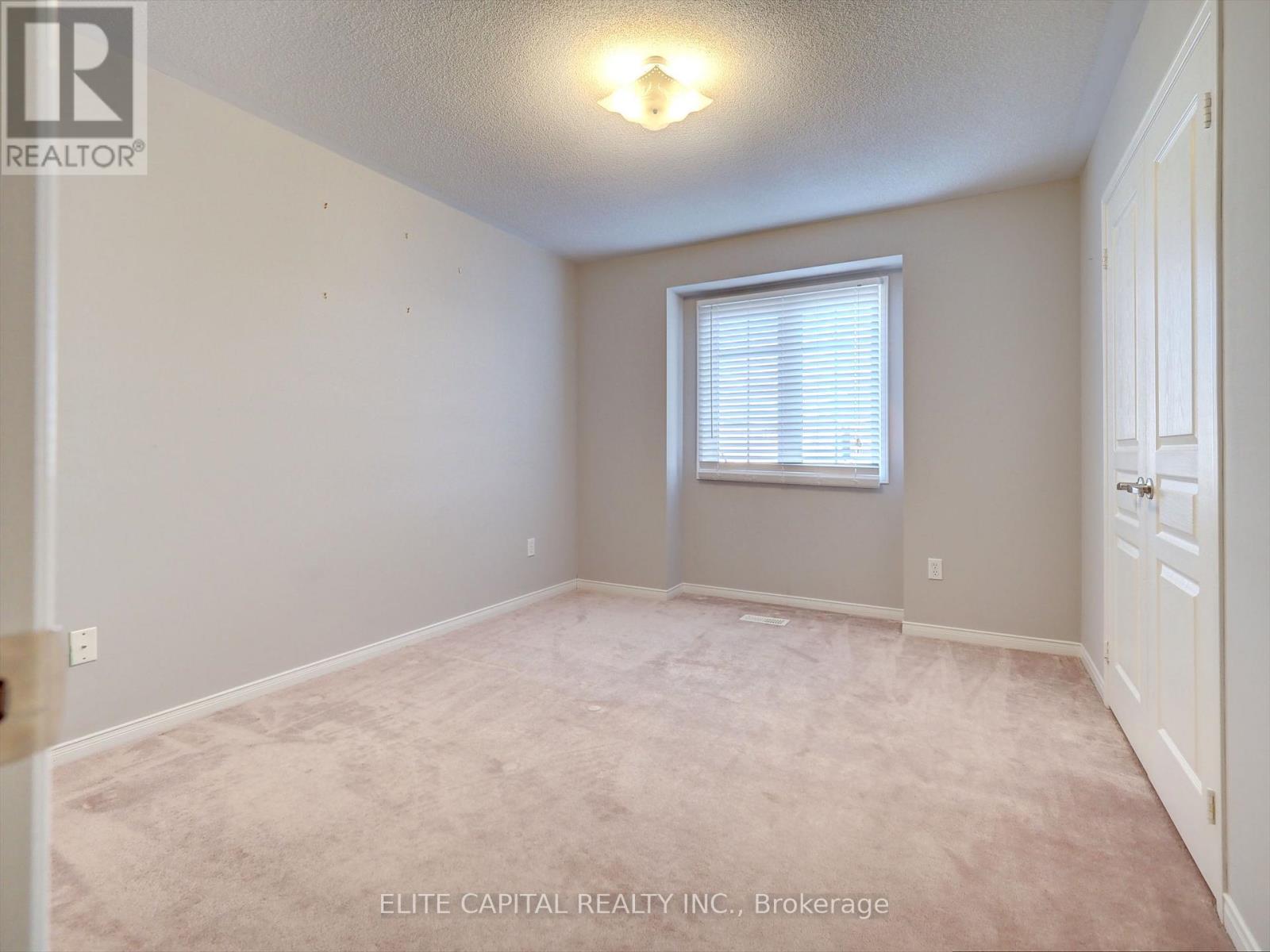 13 Wilcliff Court, Markham, Ontario  L6E 2E5 - Photo 12 - N12439002