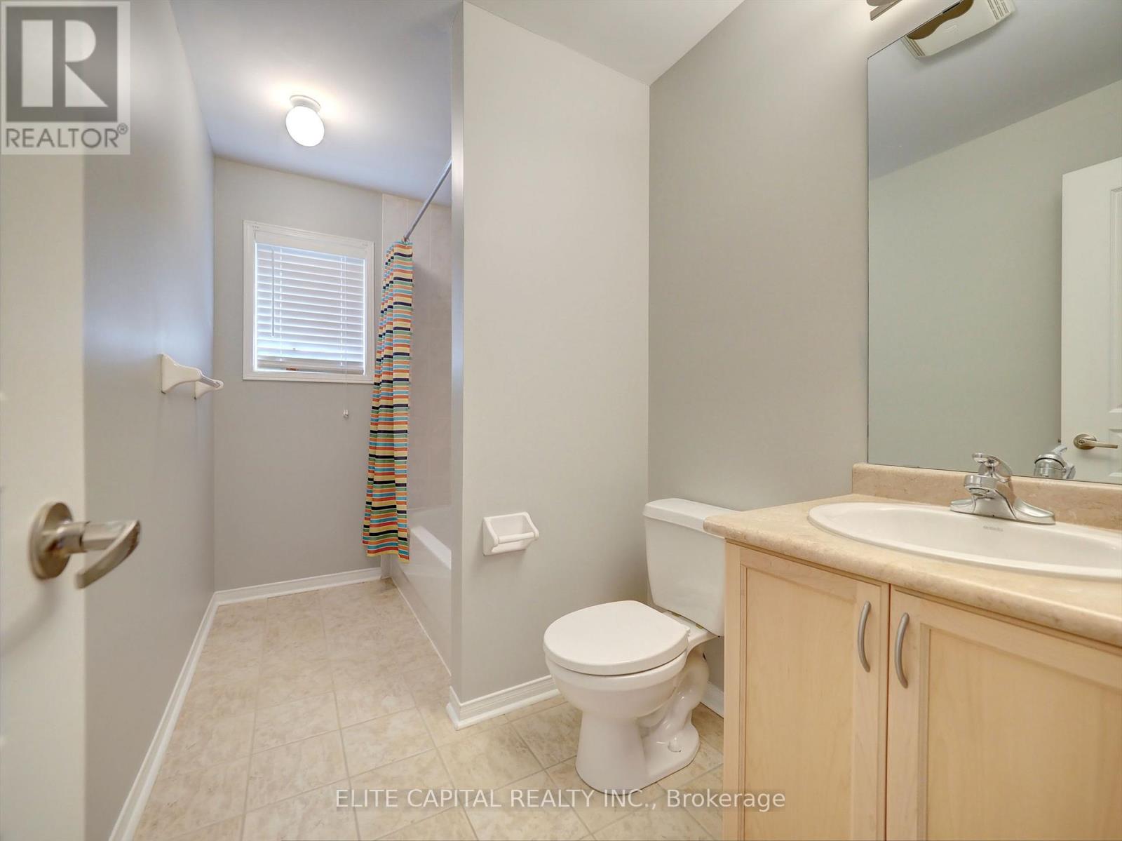 13 Wilcliff Court, Markham, Ontario  L6E 2E5 - Photo 9 - N12439002