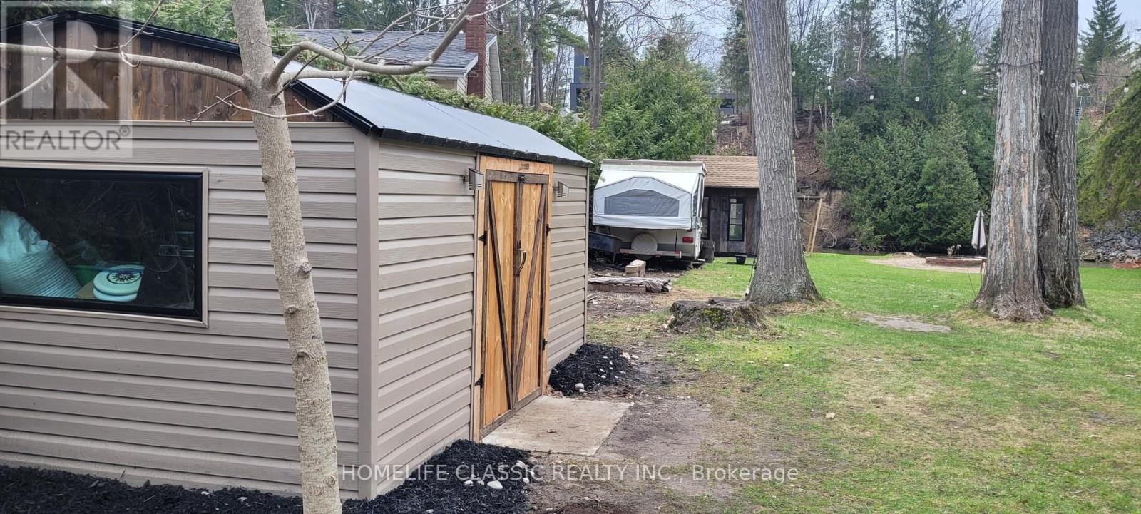 800 Oxbow Park Drive, Wasaga Beach, Ontario  L9Z 2V1 - Photo 18 - S12438972