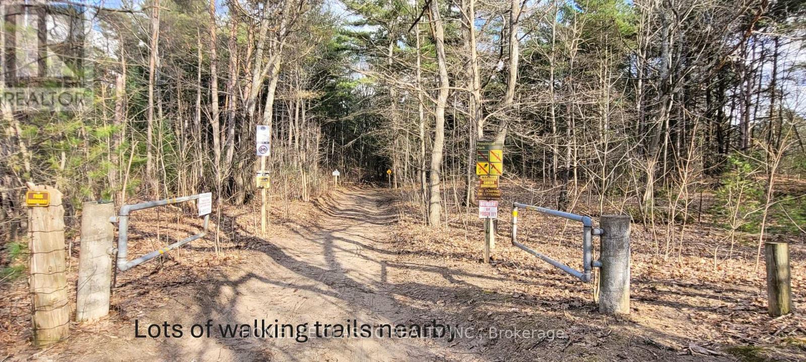 800 Oxbow Park Drive, Wasaga Beach, Ontario  L9Z 2V1 - Photo 23 - S12438972