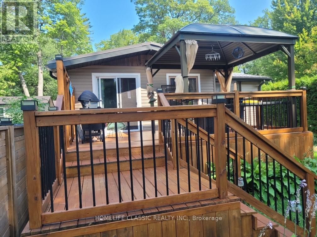800 Oxbow Park Drive, Wasaga Beach, Ontario  L9Z 2V1 - Photo 28 - S12438972