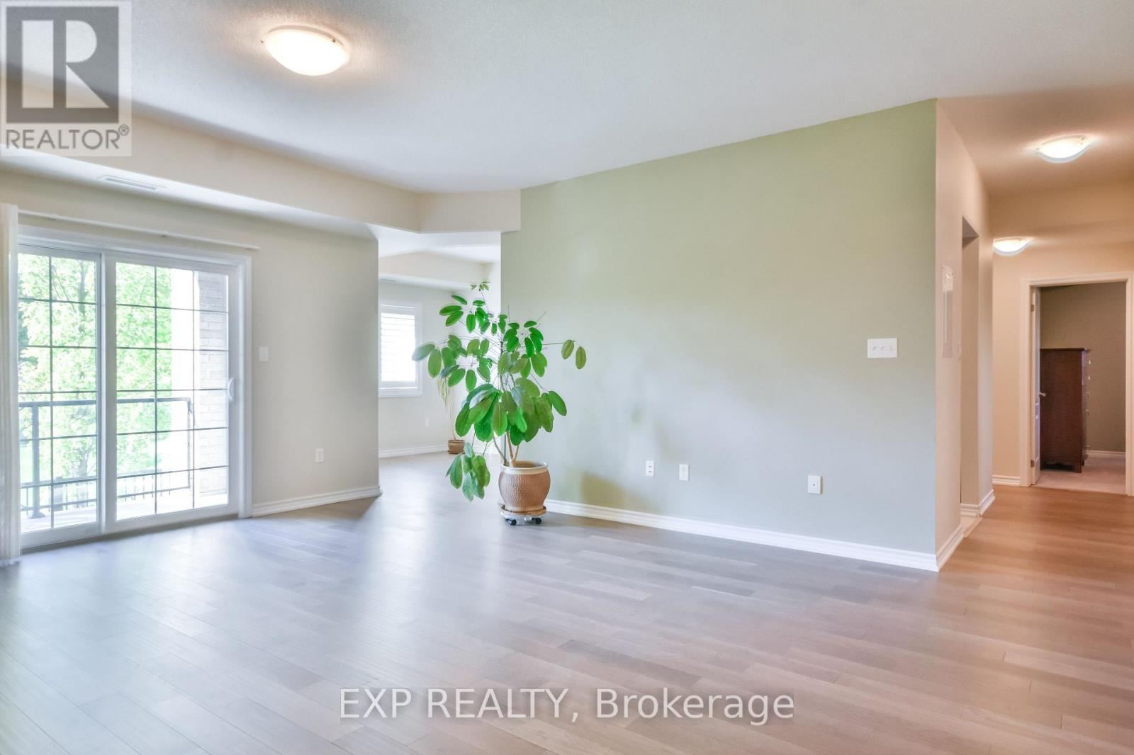 101 - 42 Ferndale Drive S, Barrie, Ontario  L4N 2M5 - Photo 13 - S12438991