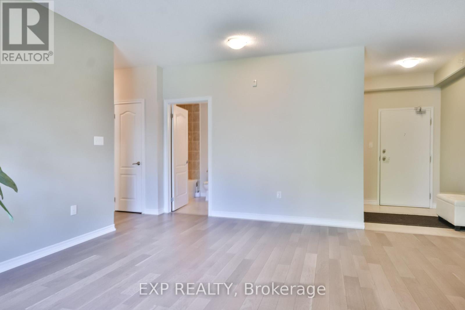 101 - 42 Ferndale Drive S, Barrie, Ontario  L4N 2M5 - Photo 16 - S12438991