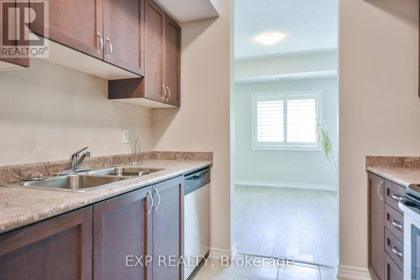 101 - 42 Ferndale Drive S, Barrie, Ontario  L4N 2M5 - Photo 23 - S12438991
