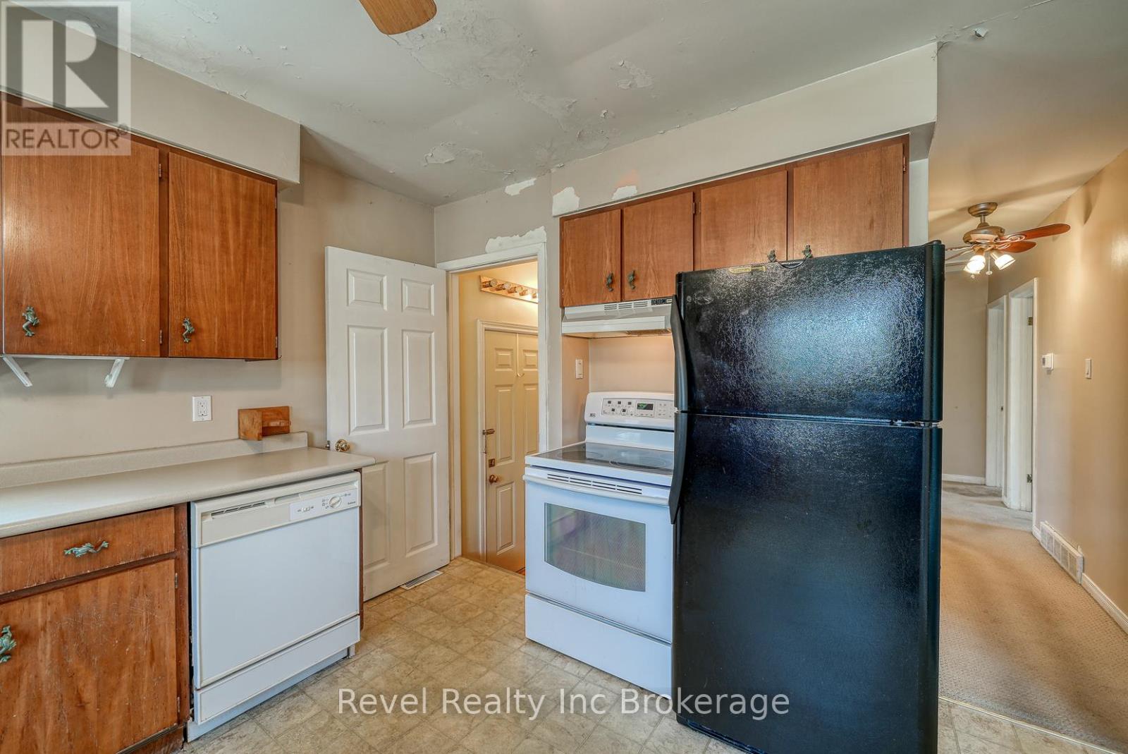 345 Vancouver Street, London East, Ontario  N5W 4S7 - Photo 14 - X12439013