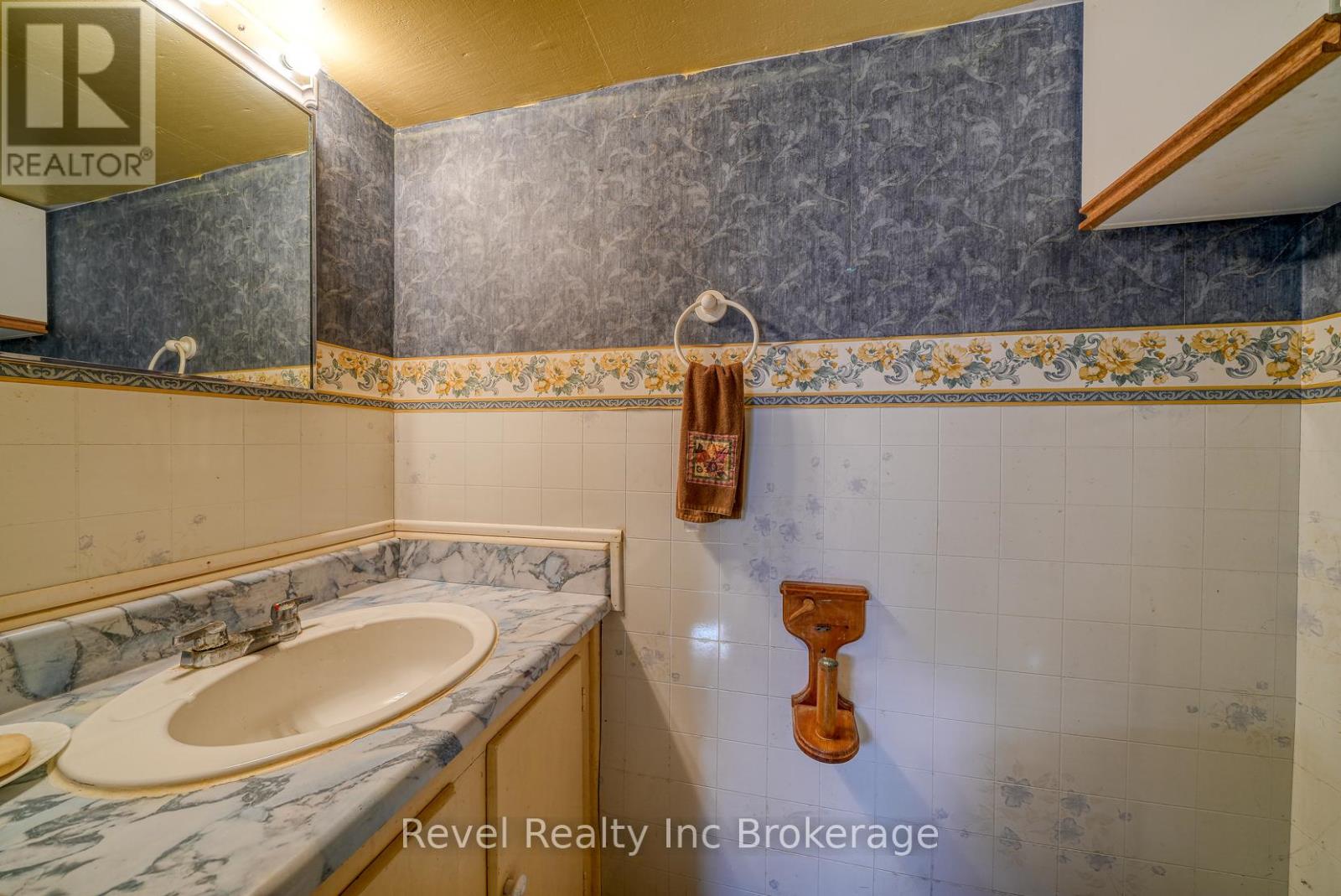 345 Vancouver Street, London East, Ontario  N5W 4S7 - Photo 26 - X12439013