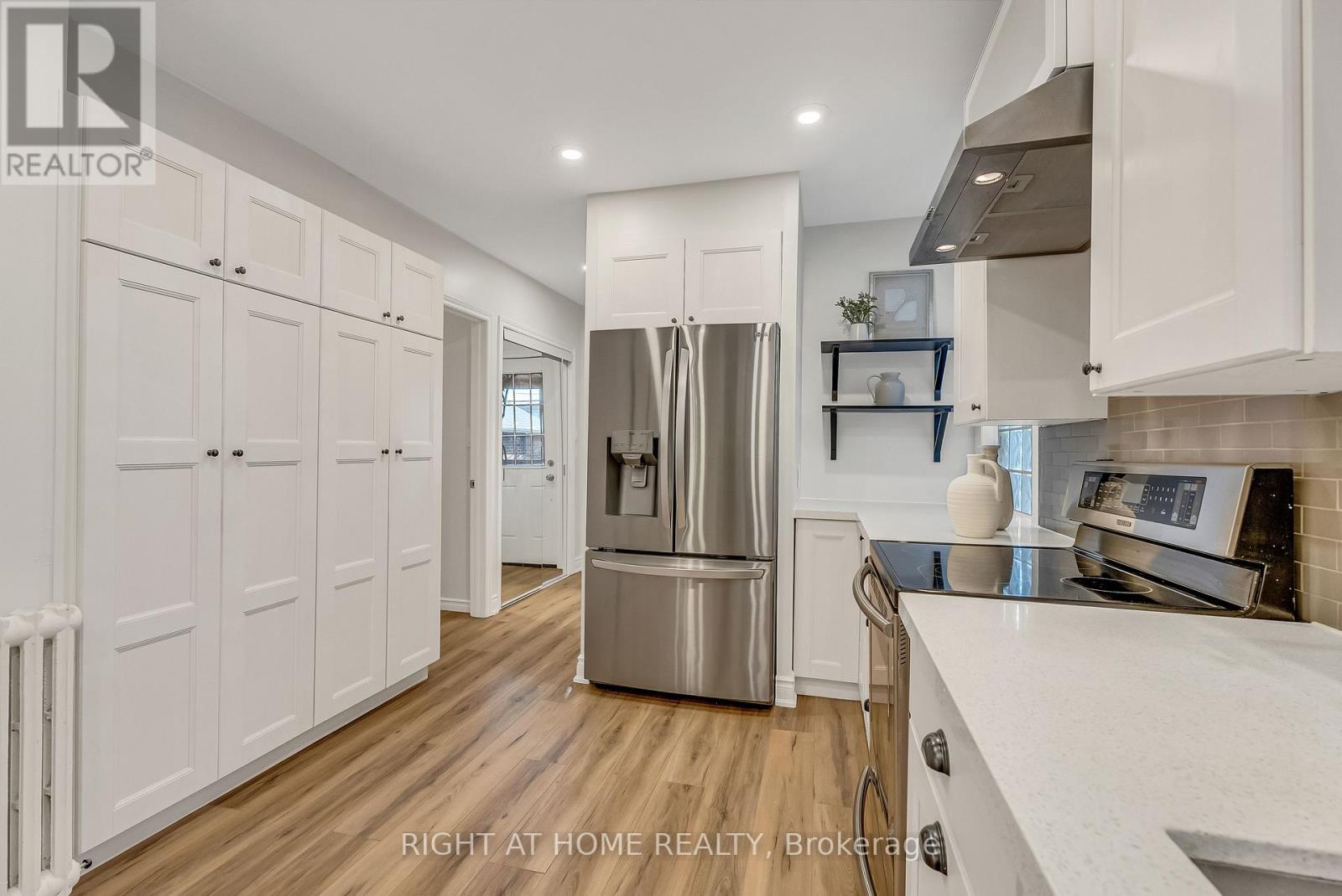 232 Sixth Street, Toronto, Ontario  M8V 3A7 - Photo 12 - W12438977