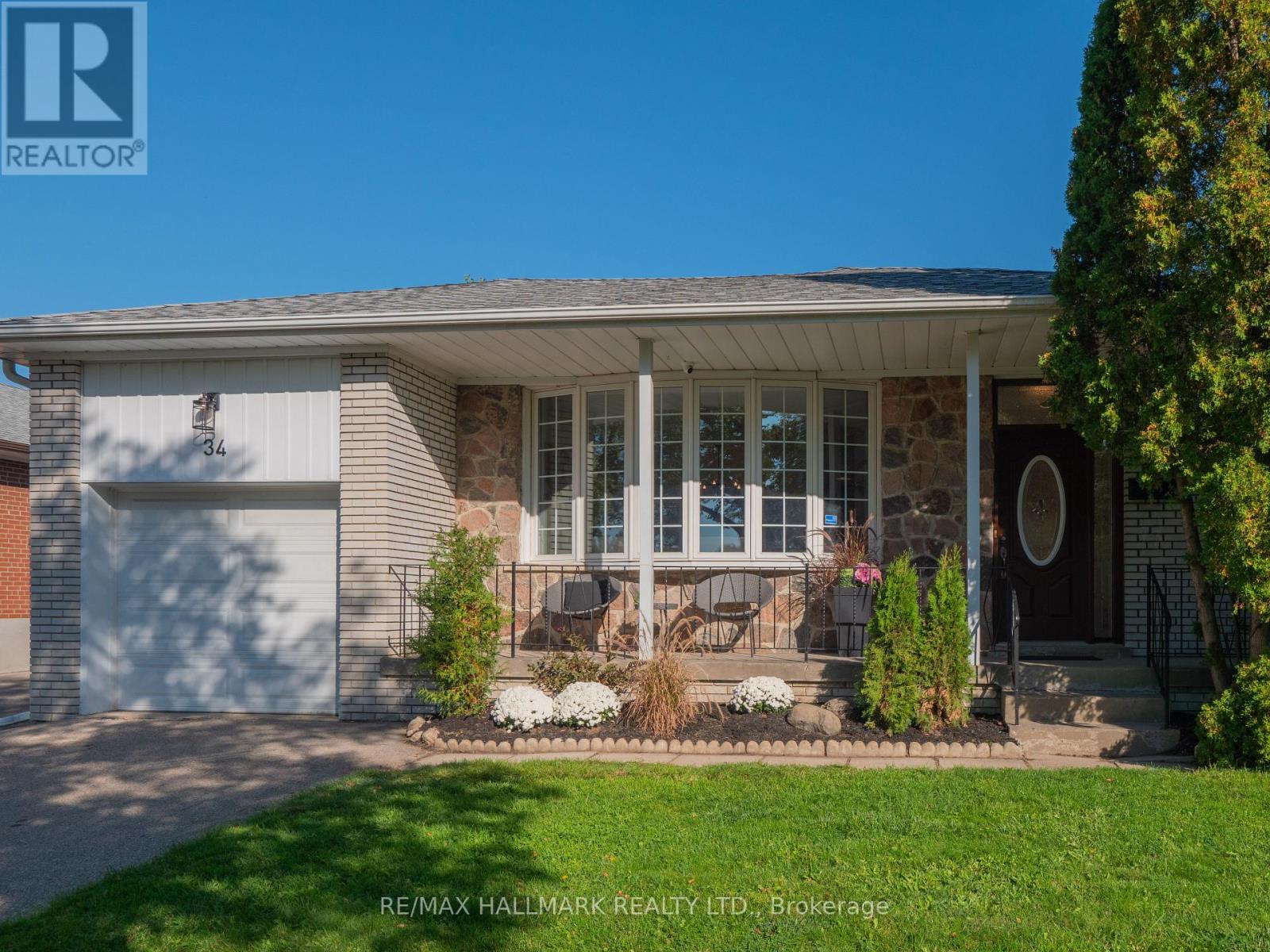34 Guernsey Drive, Toronto, Ontario  M9C 3A6 - Photo 1 - W12438980