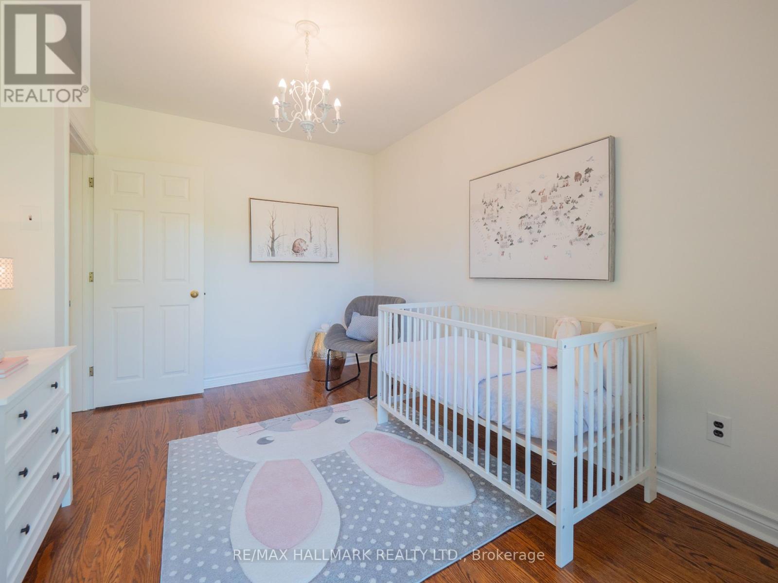 34 Guernsey Drive, Toronto, Ontario  M9C 3A6 - Photo 18 - W12438980