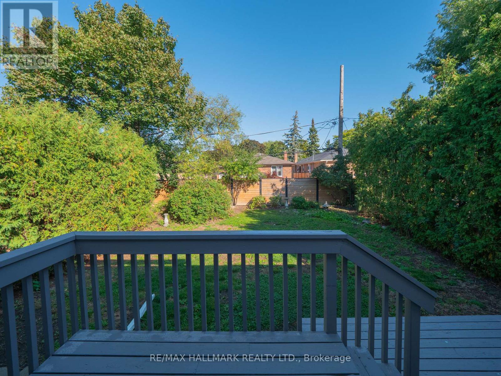 34 Guernsey Drive, Toronto, Ontario  M9C 3A6 - Photo 36 - W12438980