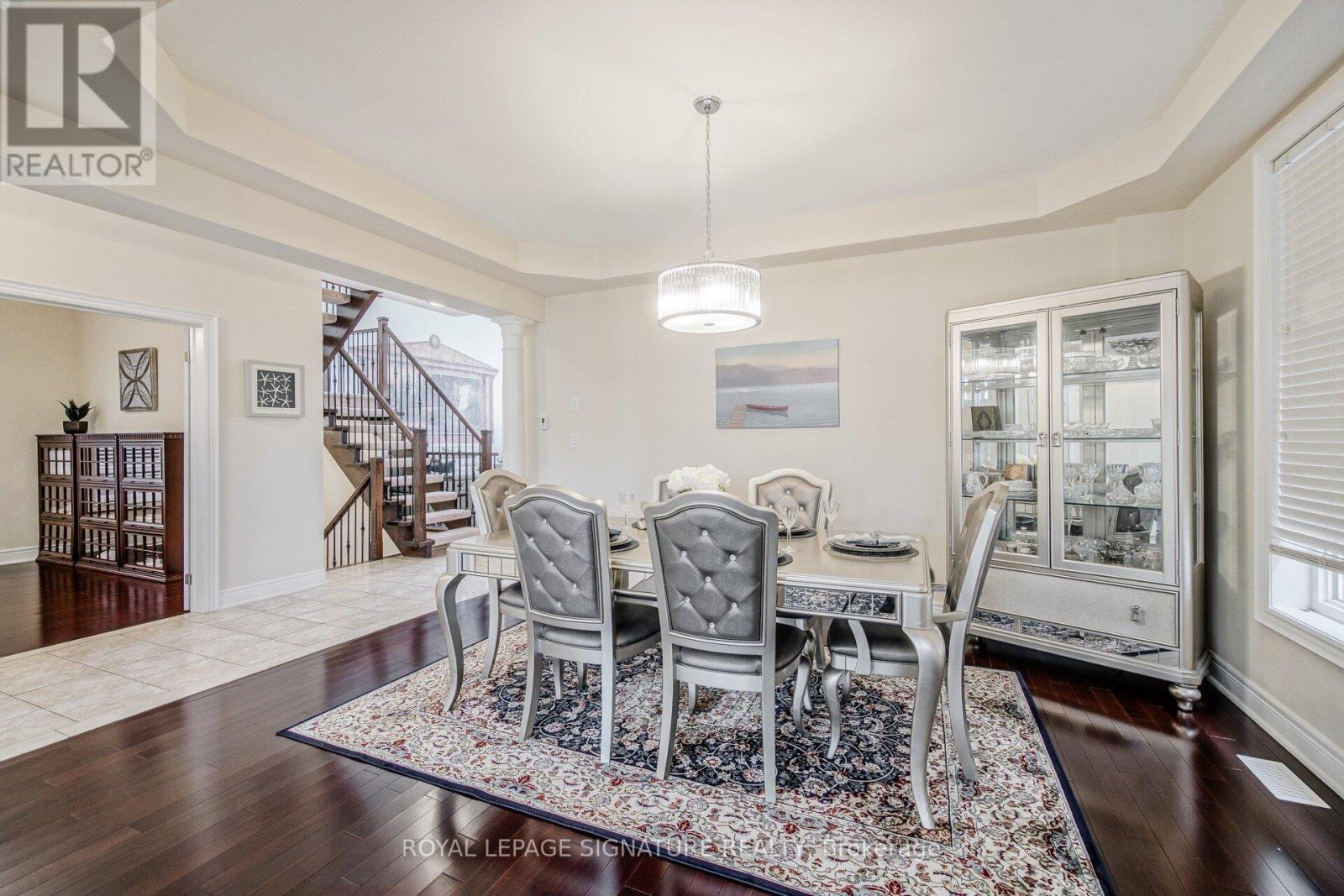 1312 Kestell Boulevard, Oakville, Ontario  L6H 0B9 - Photo 6 - W12439001