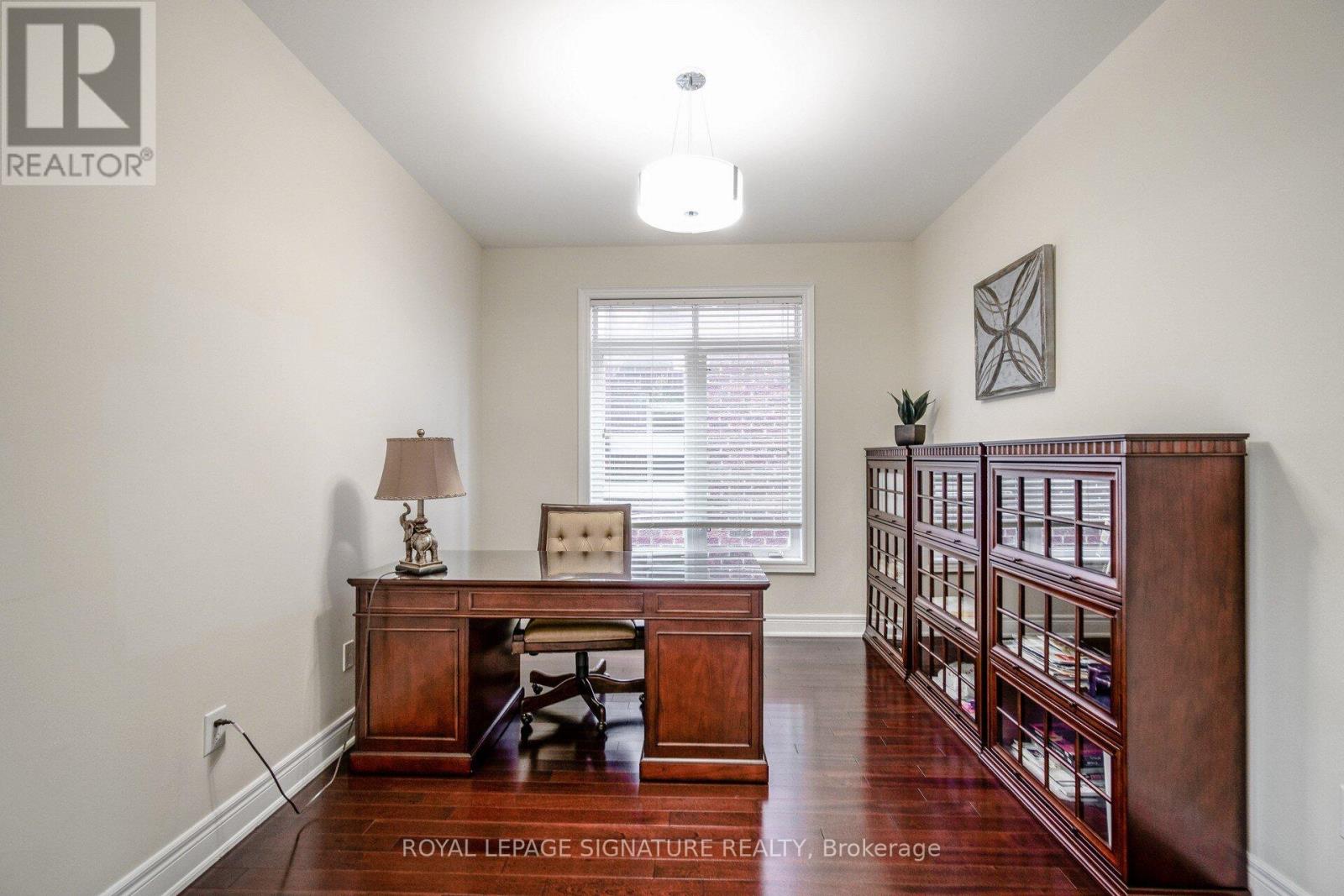 1312 Kestell Boulevard, Oakville, Ontario  L6H 0B9 - Photo 7 - W12439001