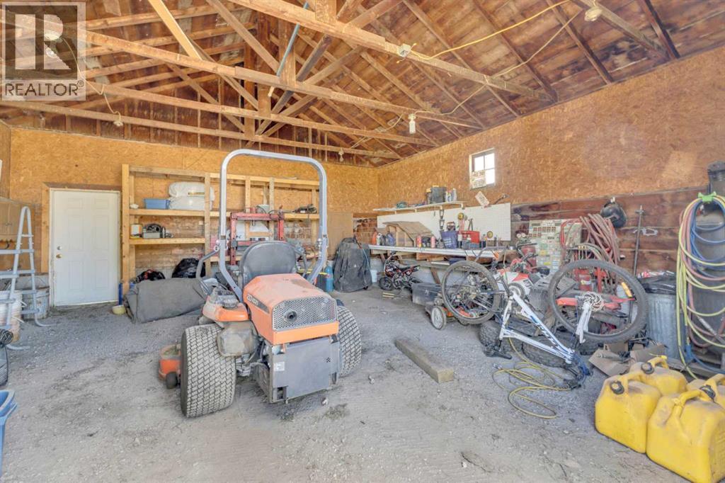 38228 Range Road 230, Rural Red Deer County, Alberta  T0M 0V0 - Photo 36 - A2249148