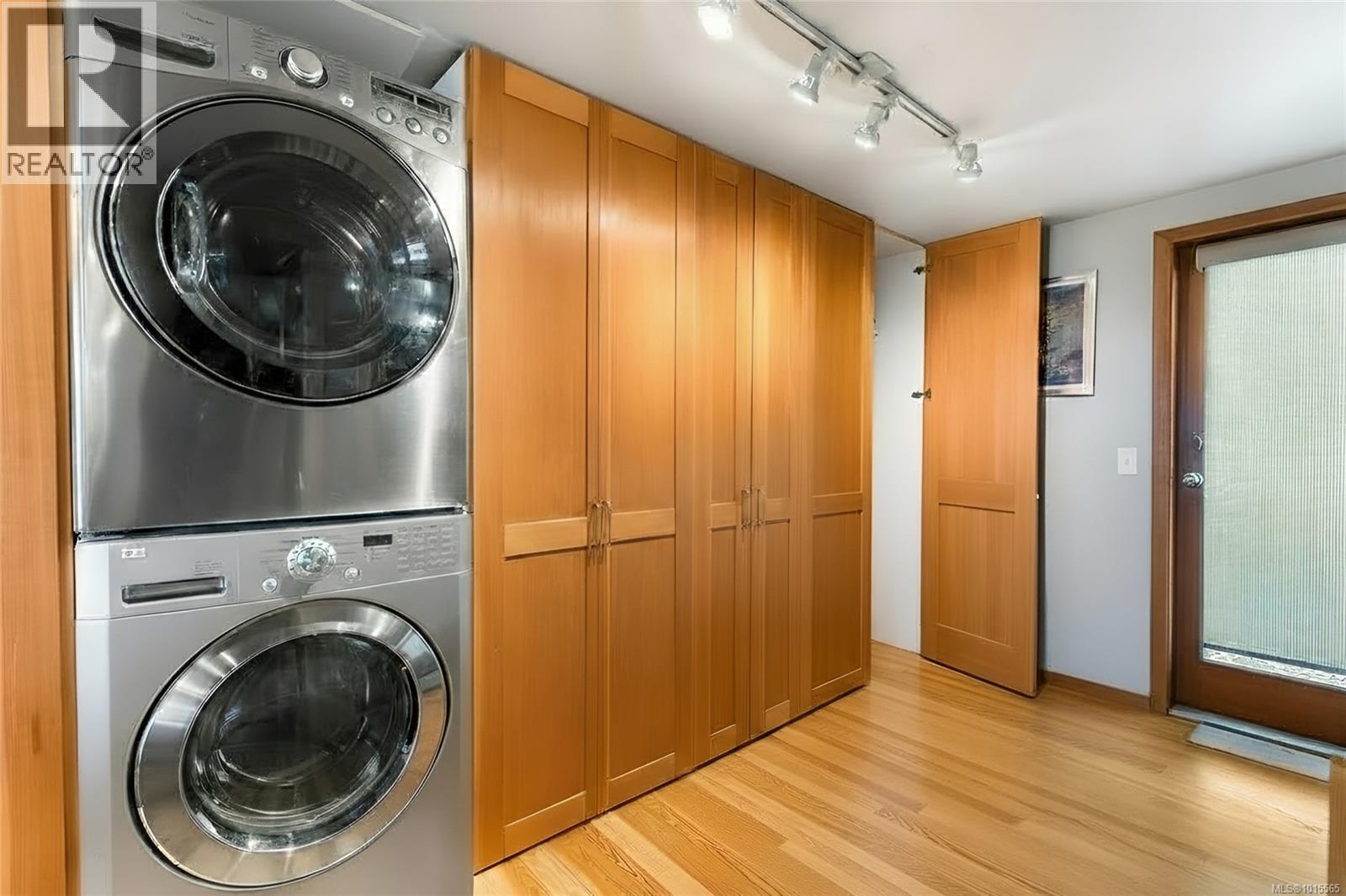 3705 Signal Hill Rd, Pender Island, British Columbia  V0N 2M0 - Photo 27 - 1015565