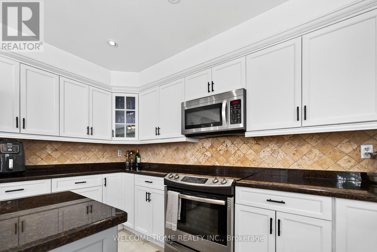 1037 Sandcliff Drive E, Oshawa, Ontario  L1K 2E5 - Photo 27 - E12426952