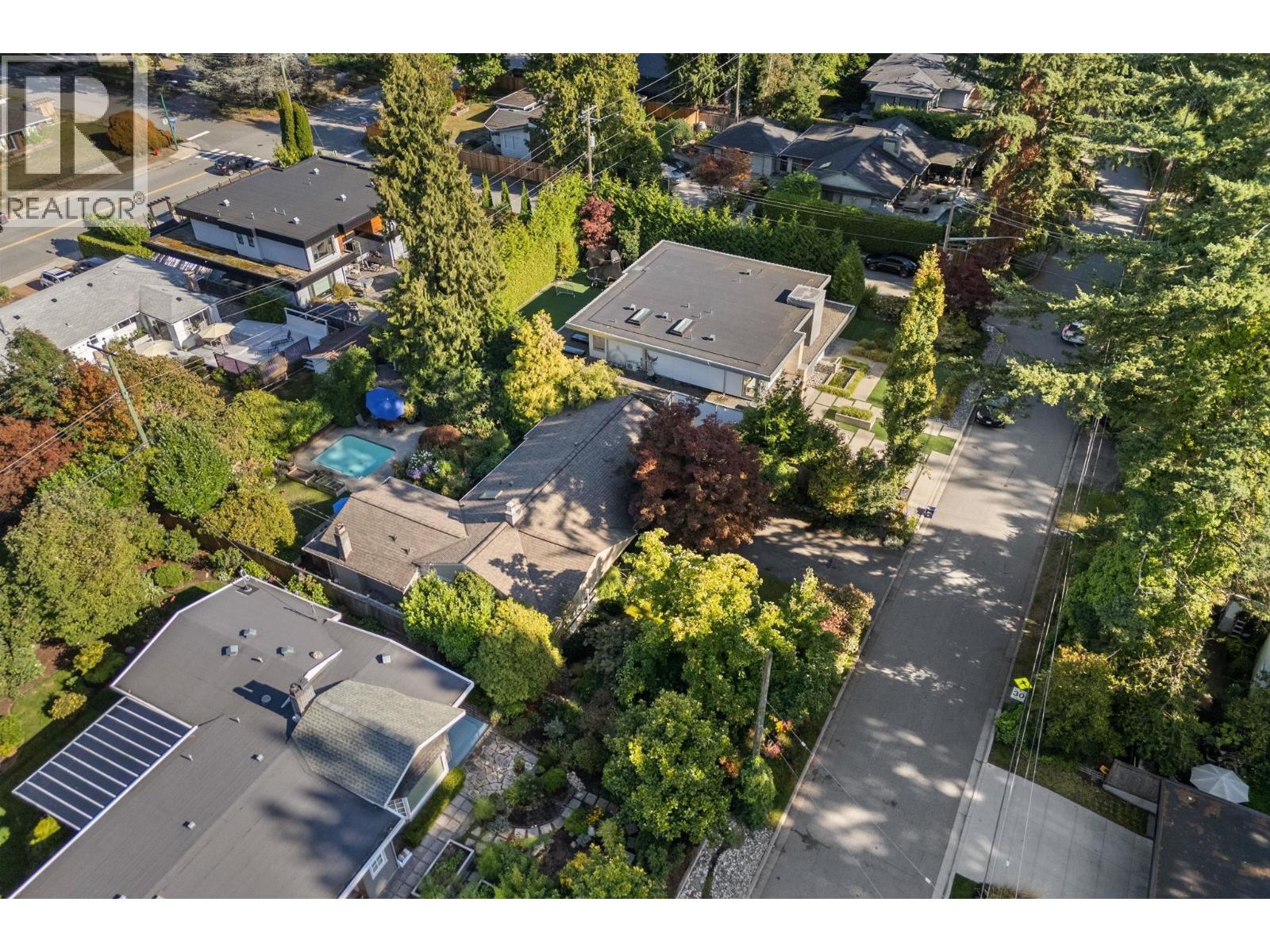 2658 Newmarket Drive, North Vancouver, British Columbia  V7R 2T4 - Photo 28 - R3054441