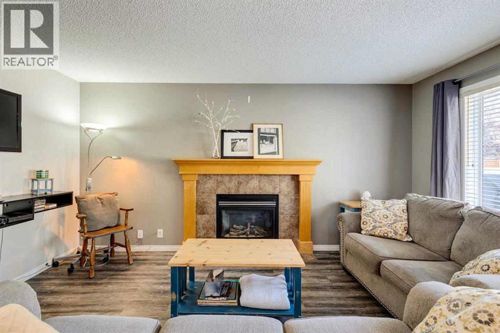 169 Tuscany Vista Crescent Nw, Calgary, Alberta  T3L 3A3 - Photo 5 - A2256480