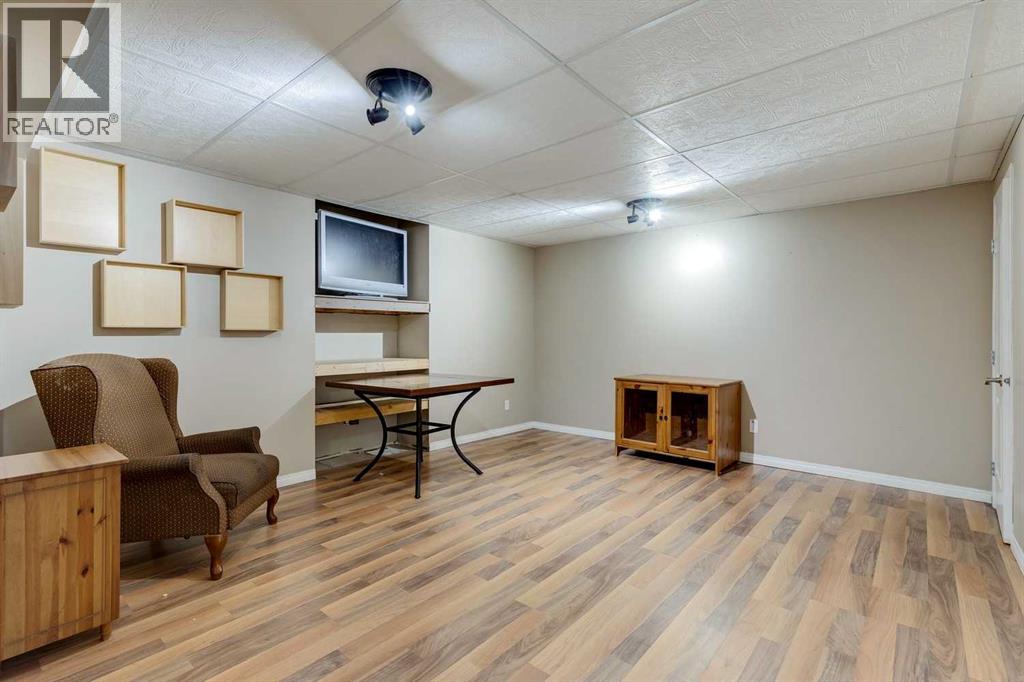 169 Tuscany Vista Crescent Nw, Calgary, Alberta  T3L 3A3 - Photo 24 - A2256480