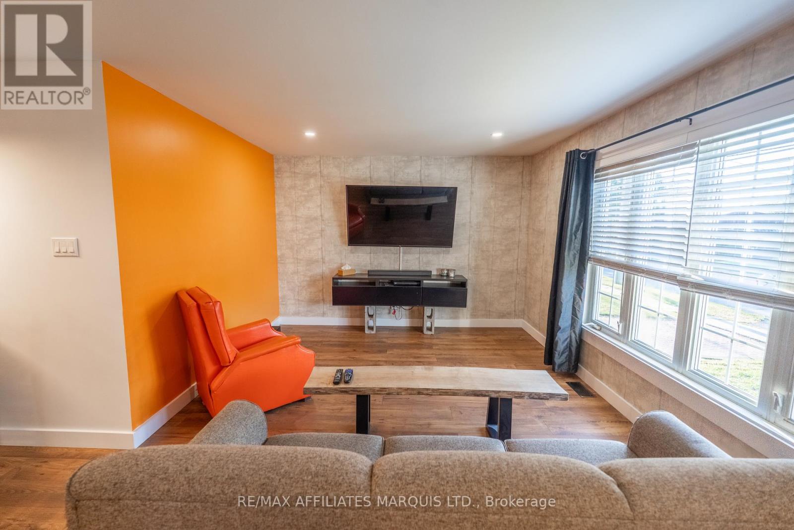 1017 Marleau Avenue, Cornwall, Ontario  K6H 2W6 - Photo 4 - X12439014