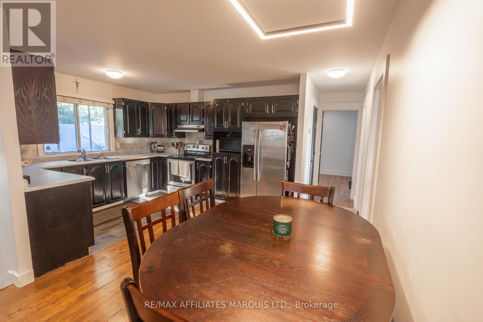 1017 Marleau Avenue, Cornwall, Ontario  K6H 2W6 - Photo 6 - X12439014