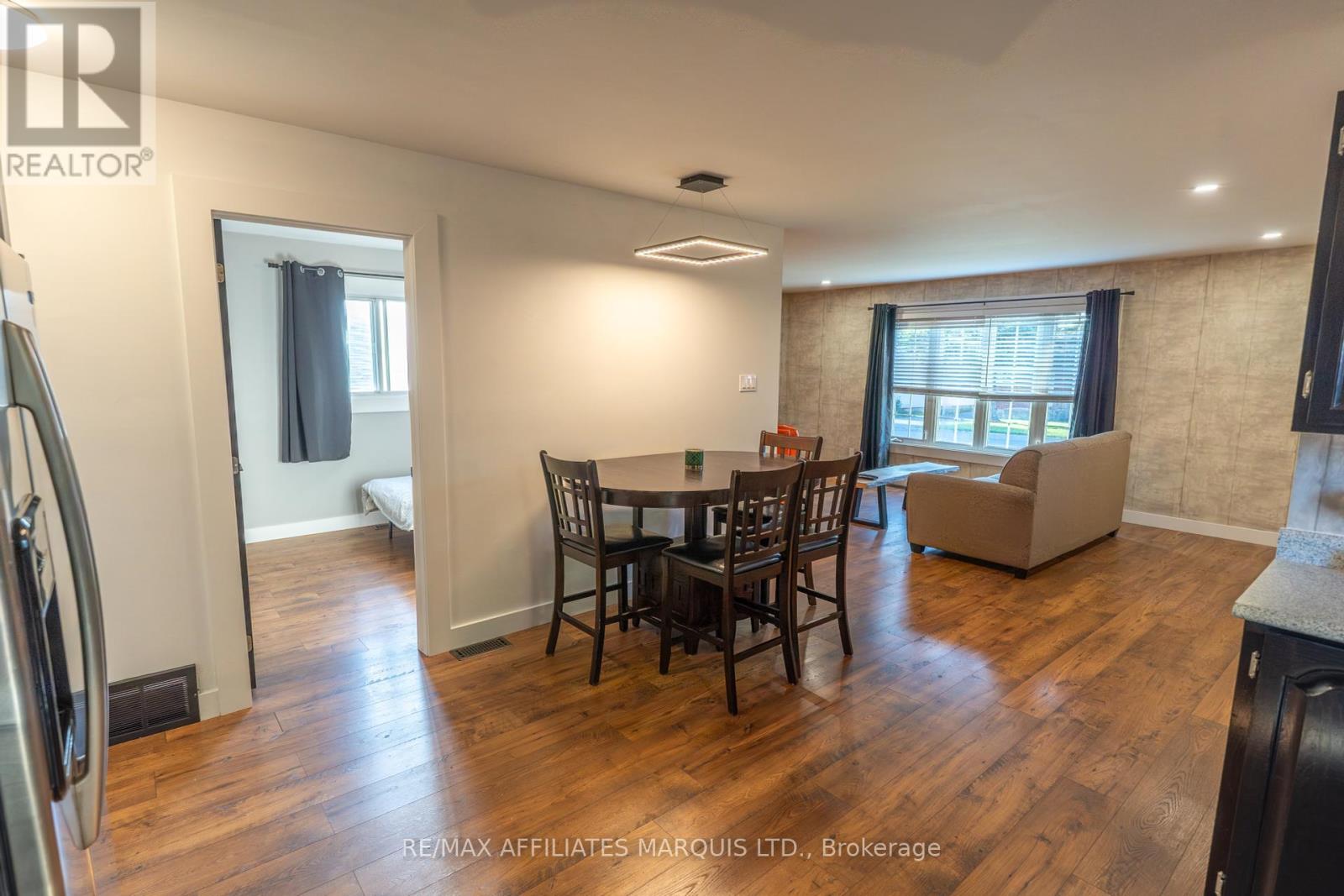 1017 Marleau Avenue, Cornwall, Ontario  K6H 2W6 - Photo 7 - X12439014