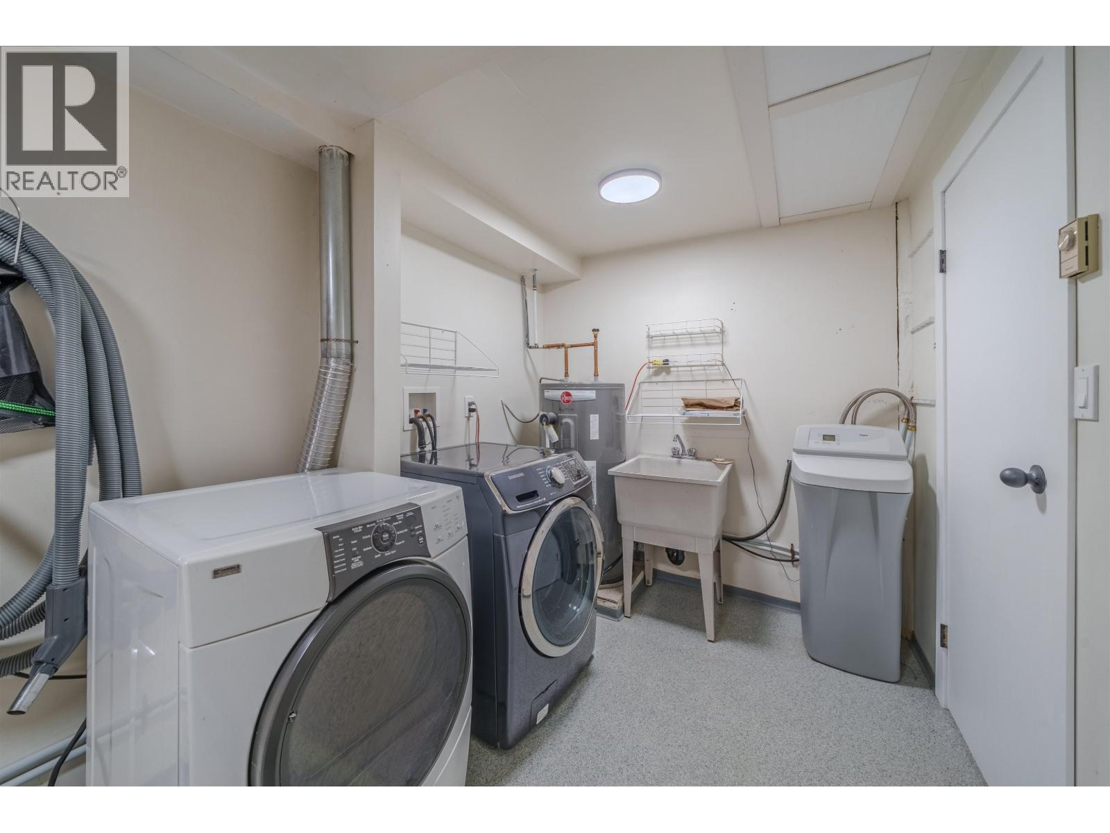 5231 Davis Road, 108 Mile Ranch, British Columbia V0K 2Z0 - Photo 26 - R3054455