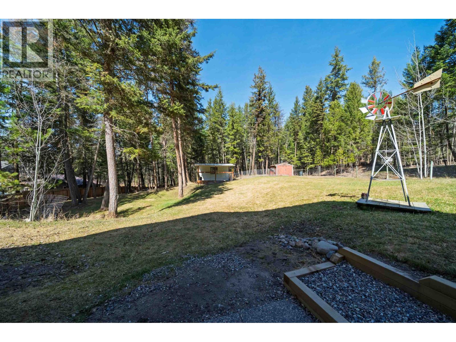 5231 Davis Road, 108 Mile Ranch, British Columbia V0K 2Z0 - Photo 33 - R3054455