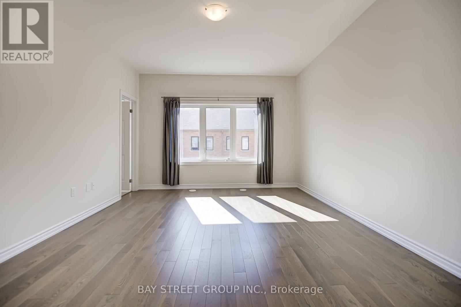 35 George Peach Avenue, Markham, Ontario  L6C 0Z2 - Photo 30 - N12425074