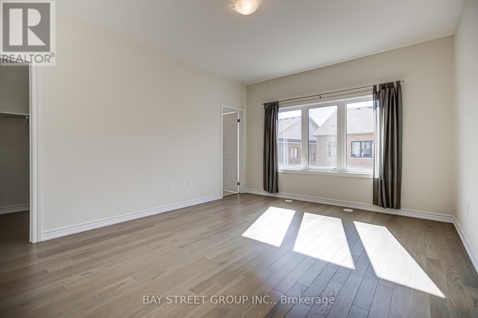 35 George Peach Avenue, Markham, Ontario  L6C 0Z2 - Photo 31 - N12425074
