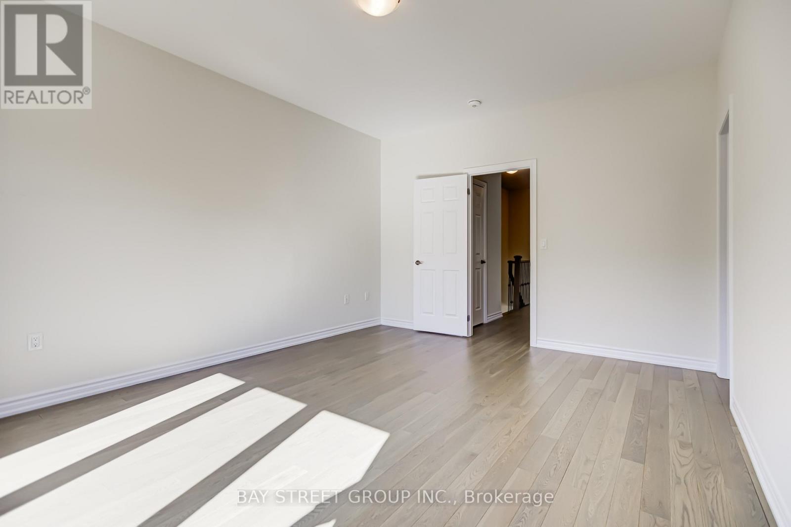 35 George Peach Avenue, Markham, Ontario  L6C 0Z2 - Photo 33 - N12425074