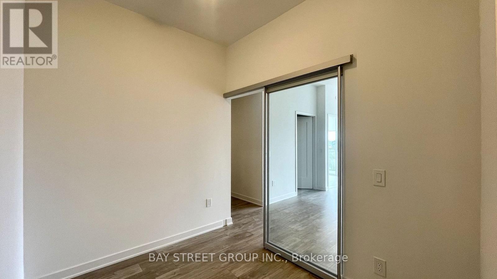 1715 Se - 60 Princess Street, Toronto, Ontario  M5A 2C7 - Photo 8 - C12439020