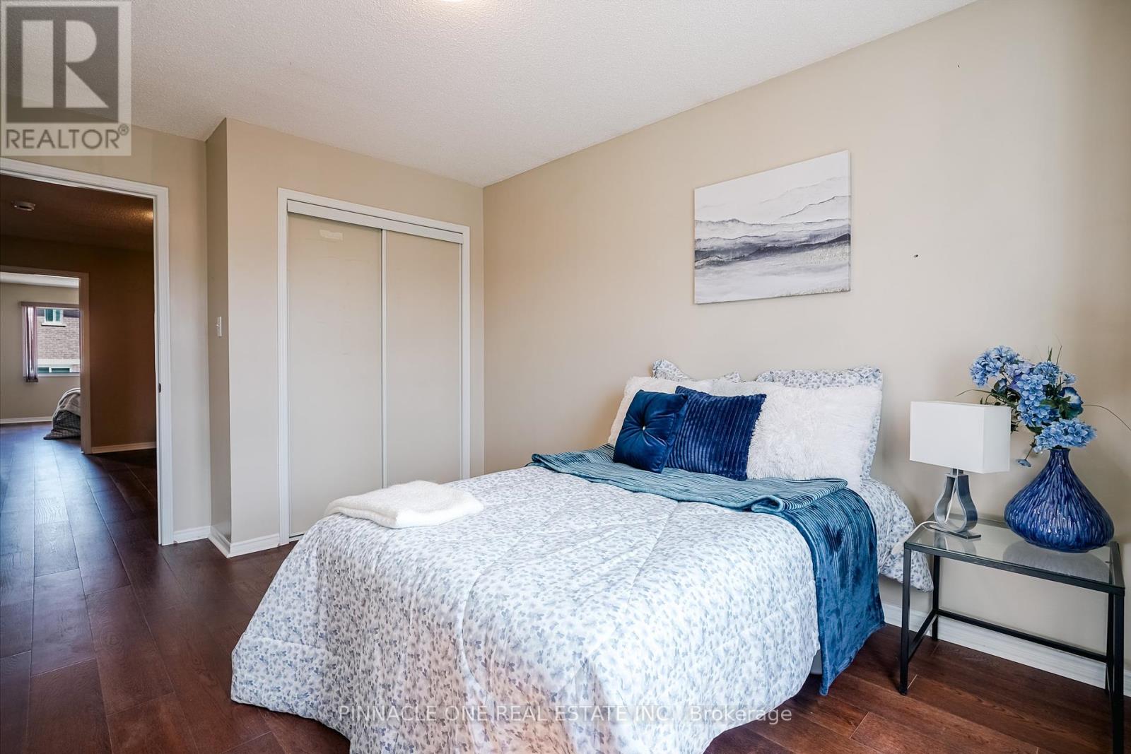 52 Vogue Street, Markham, Ontario  L3S 4G5 - Photo 8 - N12439006