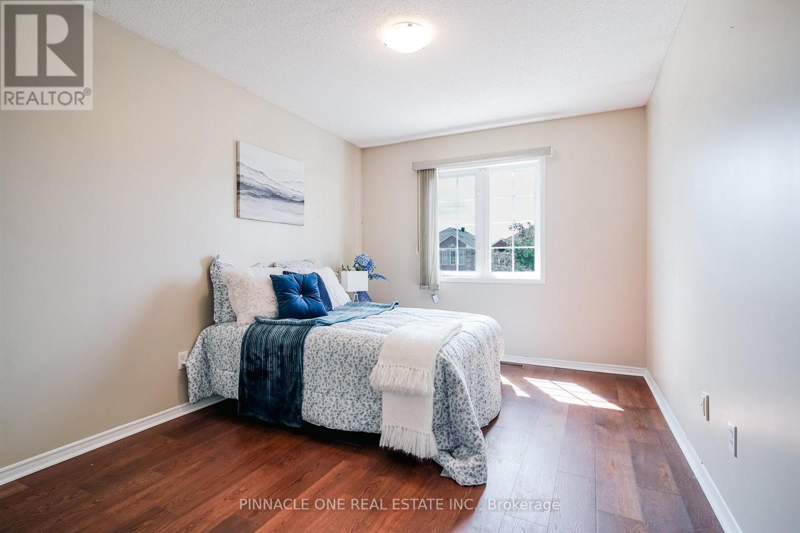 52 Vogue Street, Markham, Ontario  L3S 4G5 - Photo 9 - N12439006