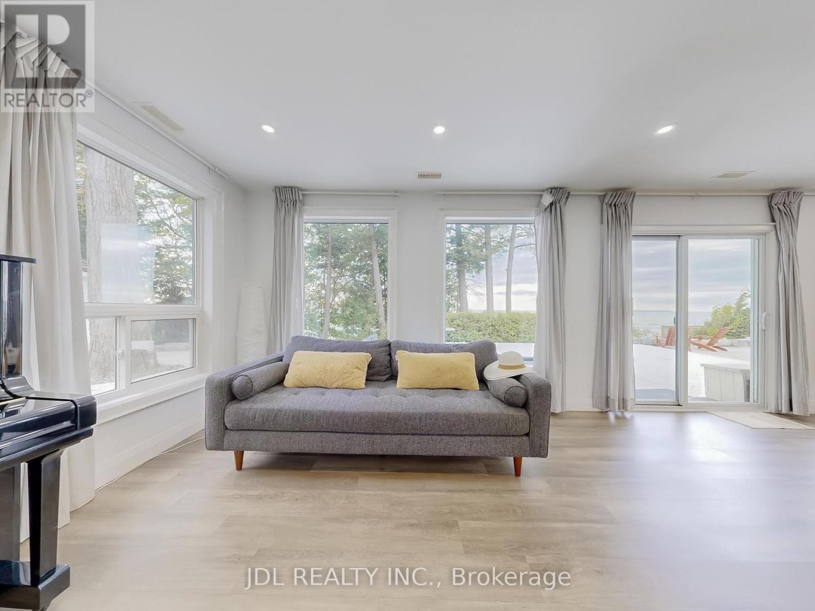 25220 Maple Beach Road, Brock, Ontario  L0K 1A0 - Photo 14 - N12439016