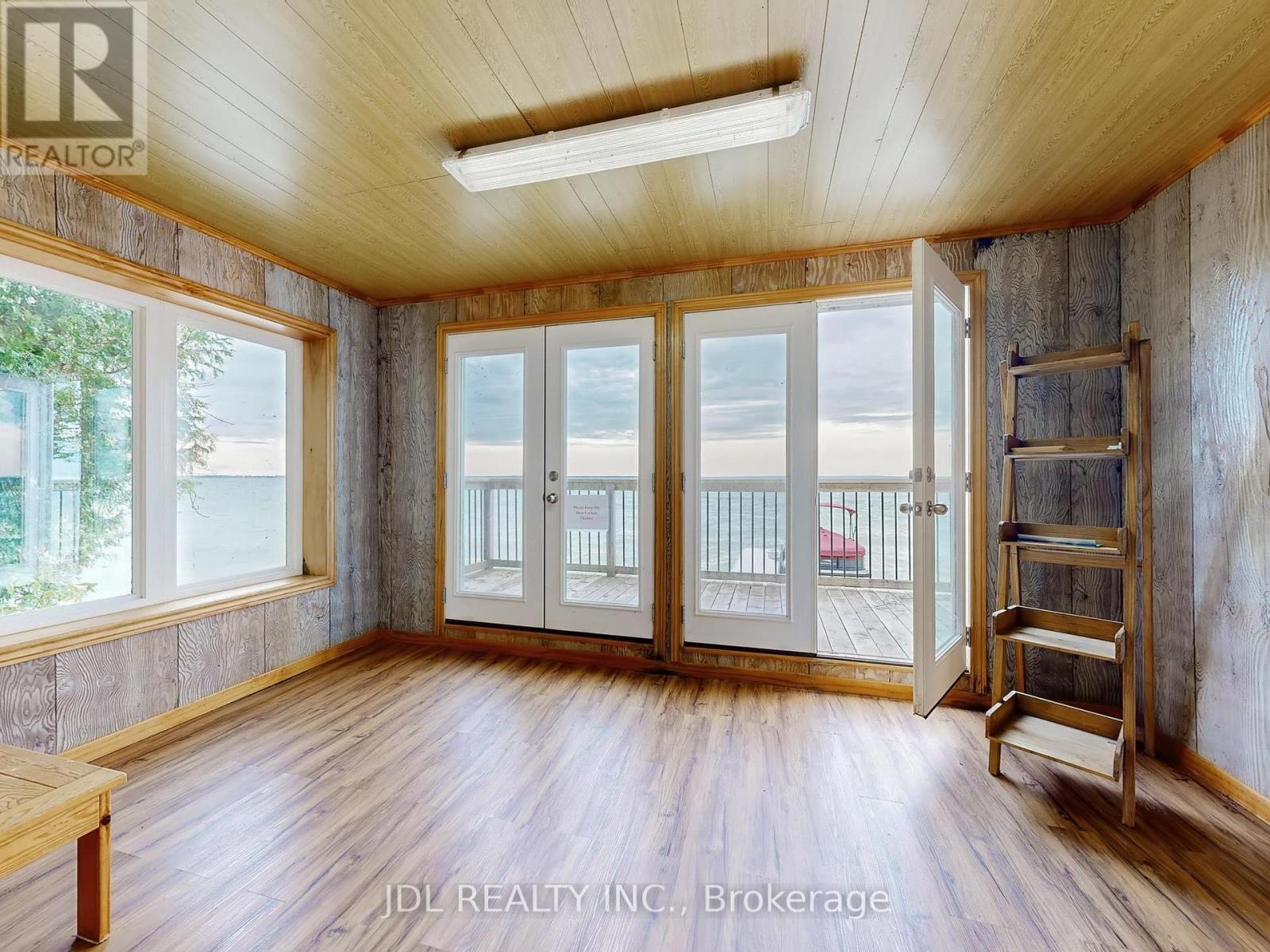 25220 Maple Beach Road, Brock, Ontario  L0K 1A0 - Photo 37 - N12439016