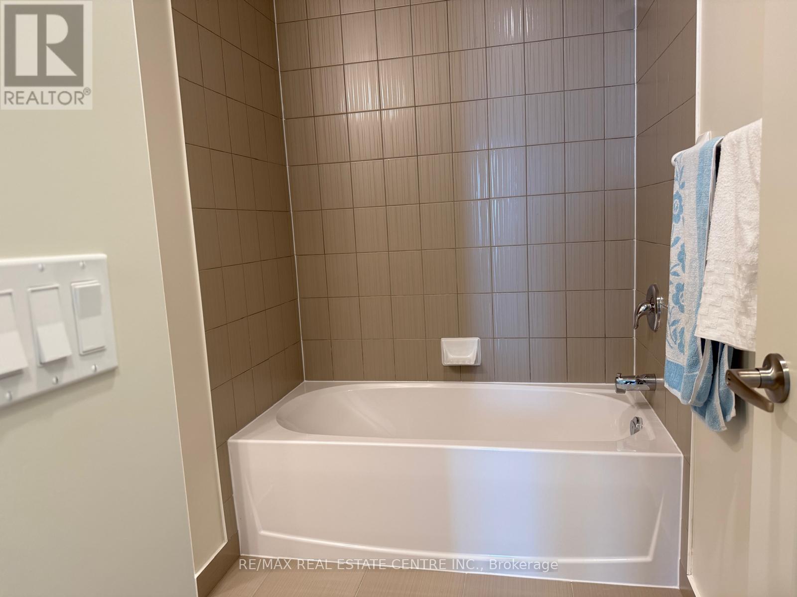 4702 - 38 Annie Craig Drive, Toronto, Ontario  M8V 0G9 - Photo 27 - W12439011