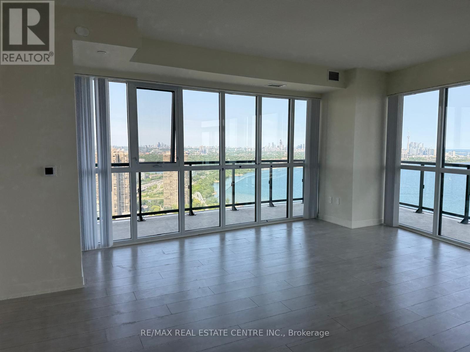 4702 - 38 Annie Craig Drive, Toronto, Ontario  M8V 0G9 - Photo 6 - W12439011