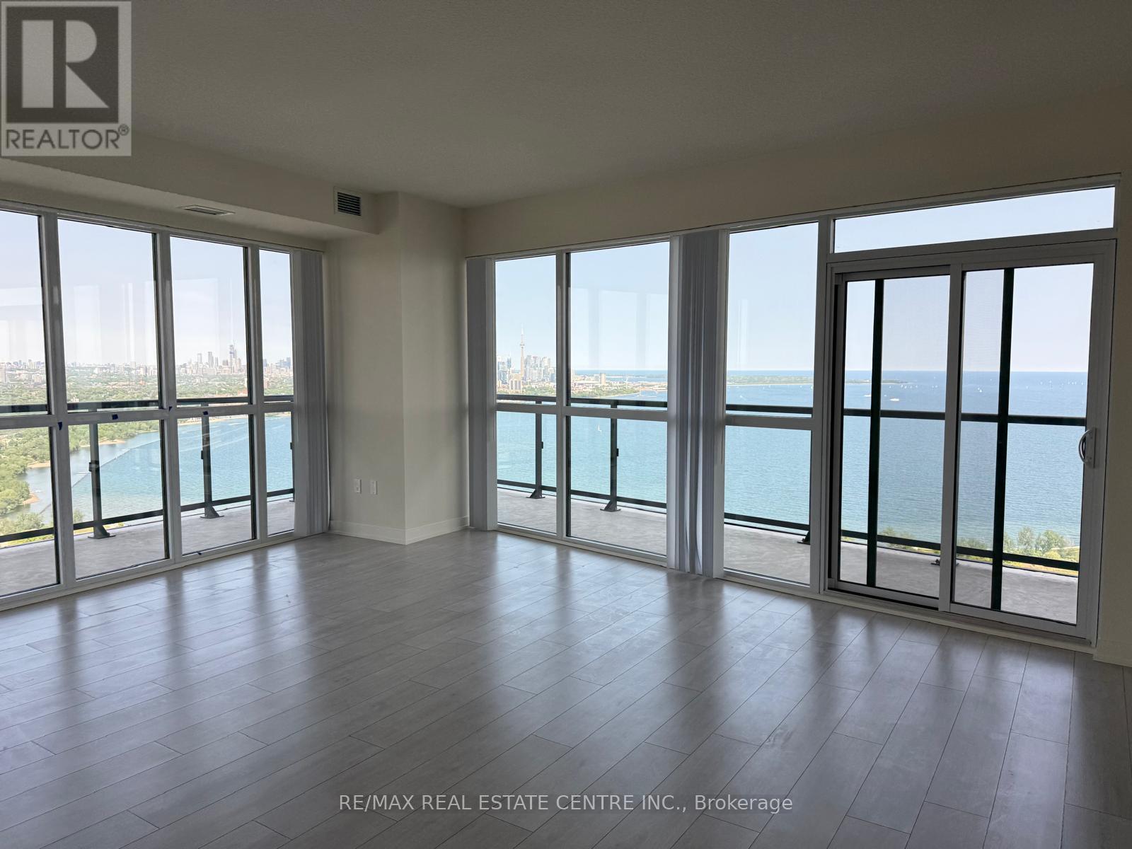 4702 - 38 Annie Craig Drive, Toronto, Ontario  M8V 0G9 - Photo 7 - W12439011