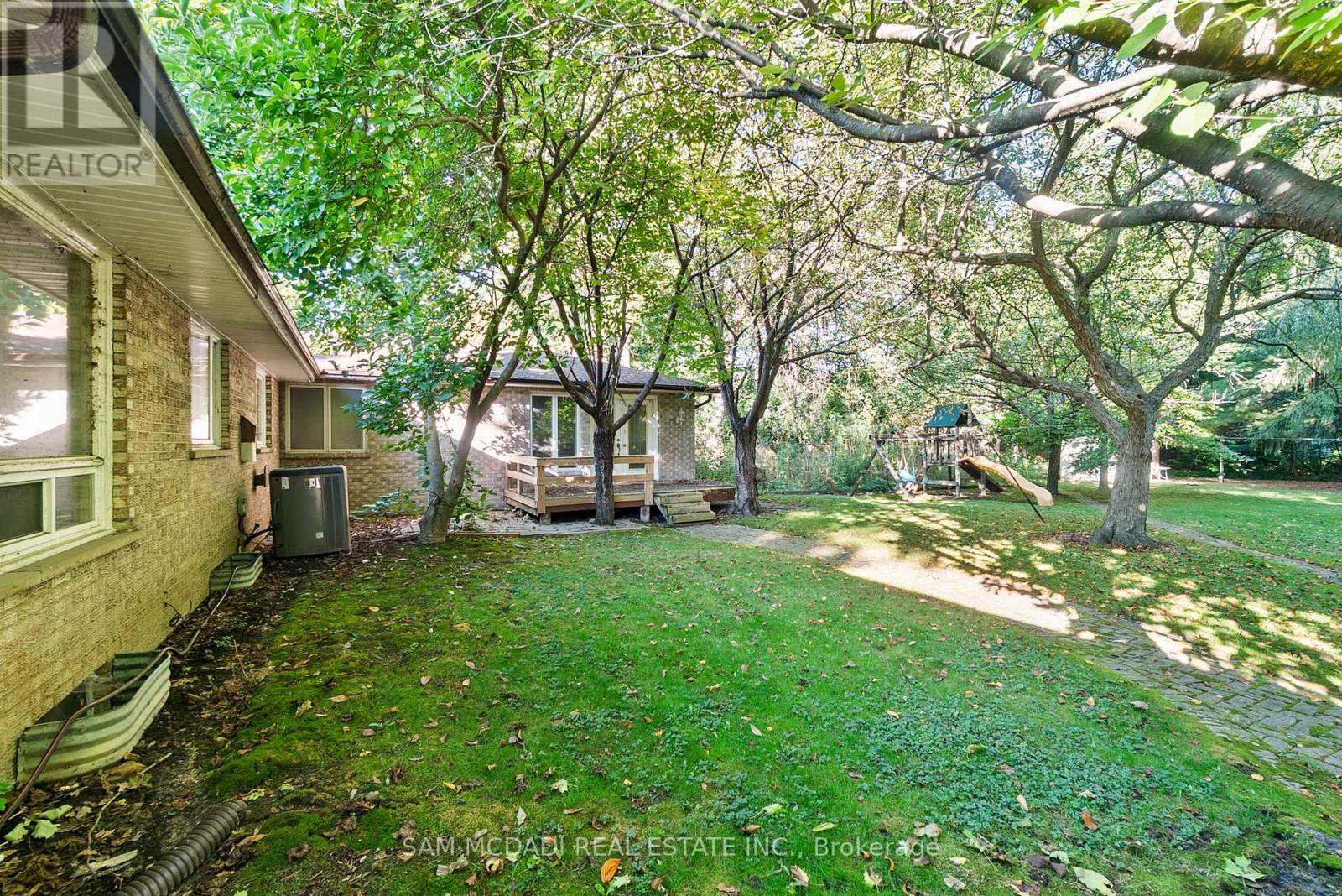 610 Kedleston Way, Mississauga, Ontario  L5H 1Y5 - Photo 38 - W12439019