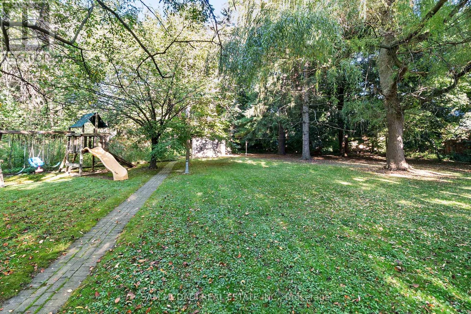 610 Kedleston Way, Mississauga, Ontario  L5H 1Y5 - Photo 39 - W12439019