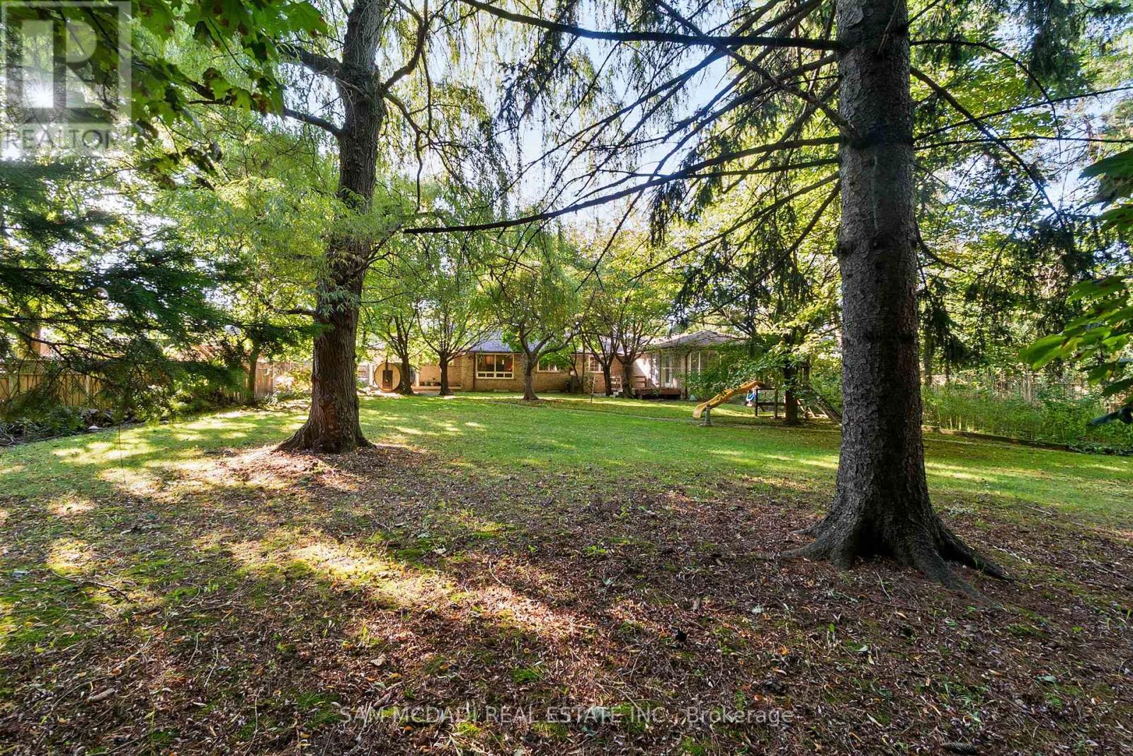 610 Kedleston Way, Mississauga, Ontario  L5H 1Y5 - Photo 41 - W12439019